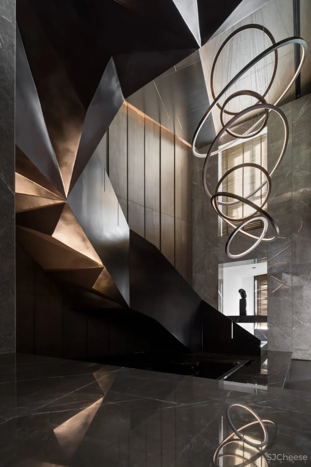 最新 | 唐忠汉：540m²顶层复式 ，大地灰演绎最美的奢宅气质 首