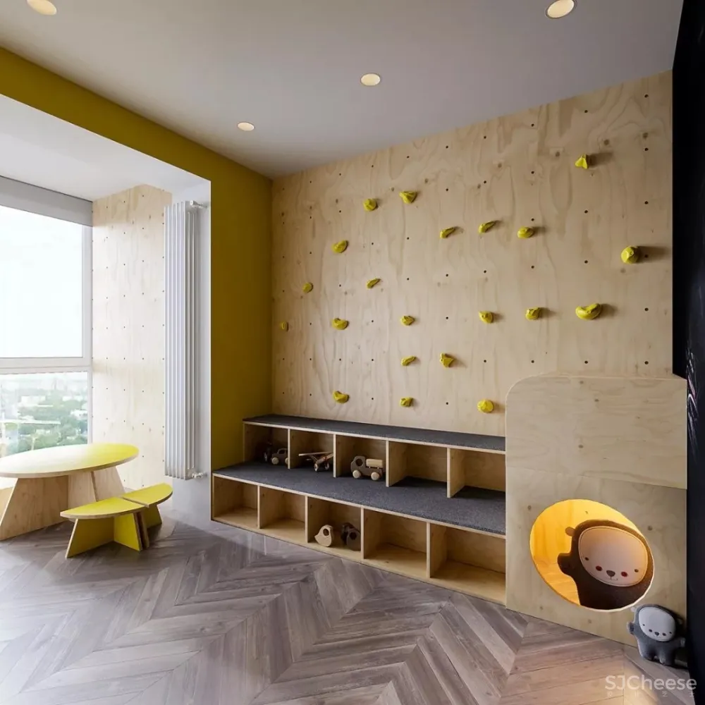 雅致与俏皮，在这座挑高公寓里交织 | Barinov Andrey 首