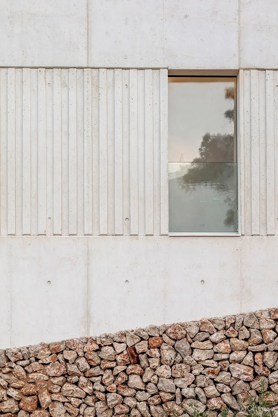 新作 | NOMO STUDIO:西班牙极简框景住宅 首