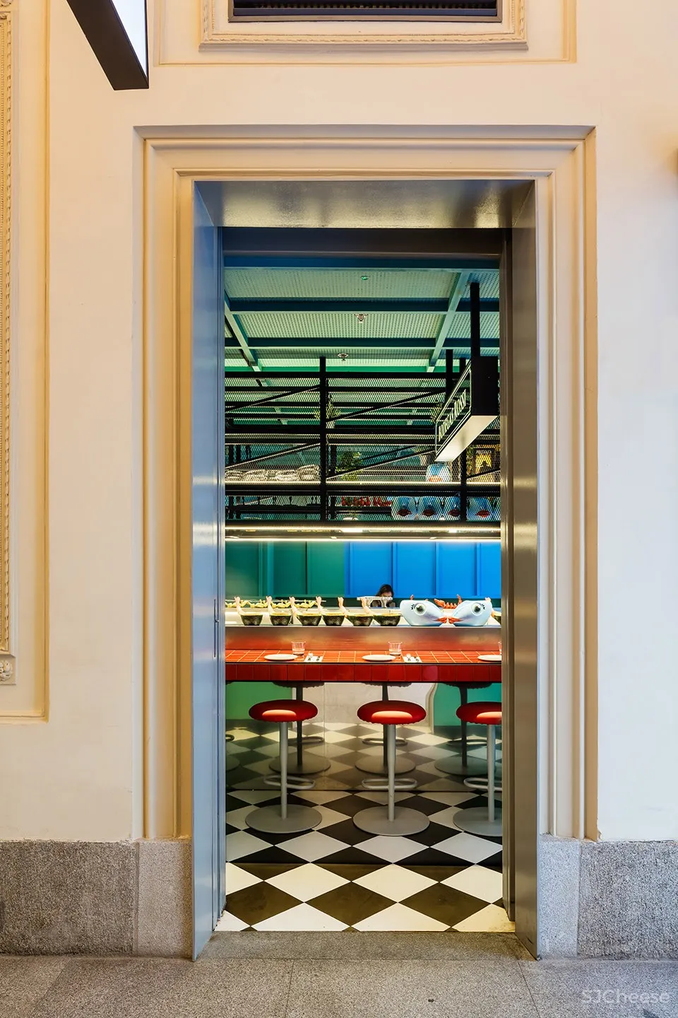 新作 | EL EQUIPO CREATIVO：马德里 Las Chicas, Los Chicos y Los Maniquís餐厅