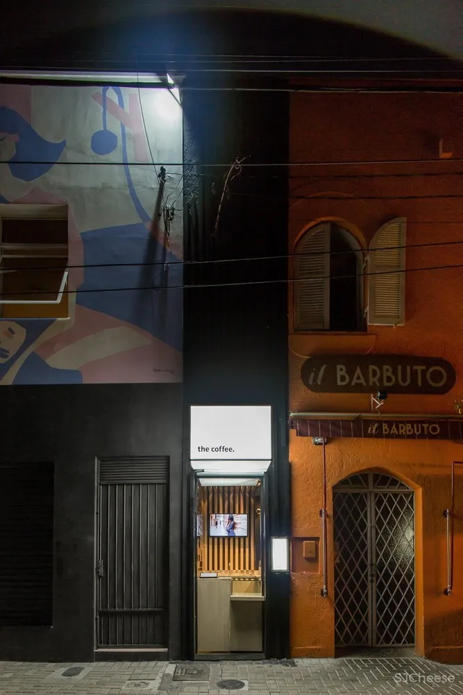 给我一扇门宽的空间，The Coffee咖啡店 / Studio Boscardin.Corsi Arquitetura