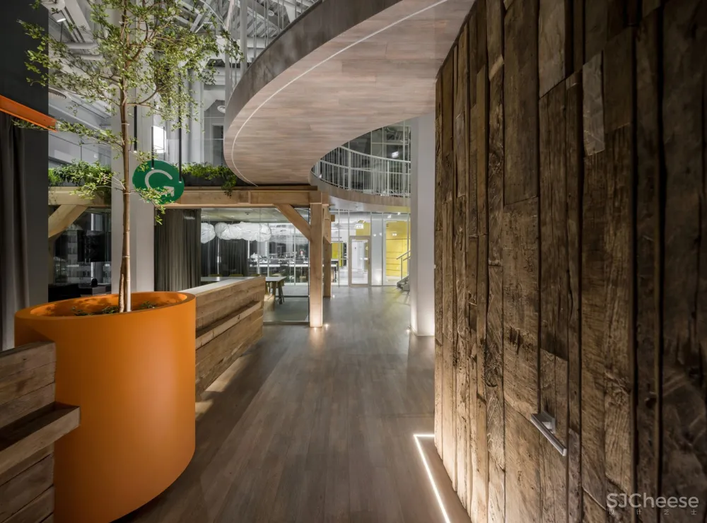 Grammarly Office / balbek bureau