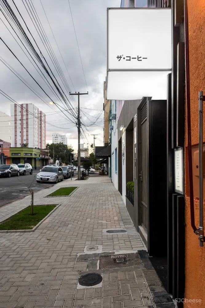 给我一扇门宽的空间，The Coffee咖啡店 / Studio Boscardin.Corsi Arquitetura
