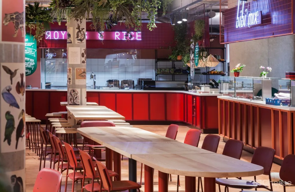 Kantini in Bikini Berlin / Studio Aisslinger