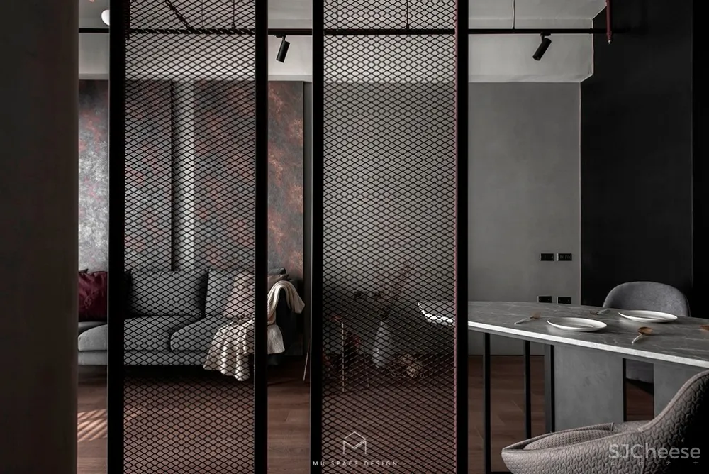 台中慕森设计 | 一半LOFT轻工业风，一半极简侘寂美学