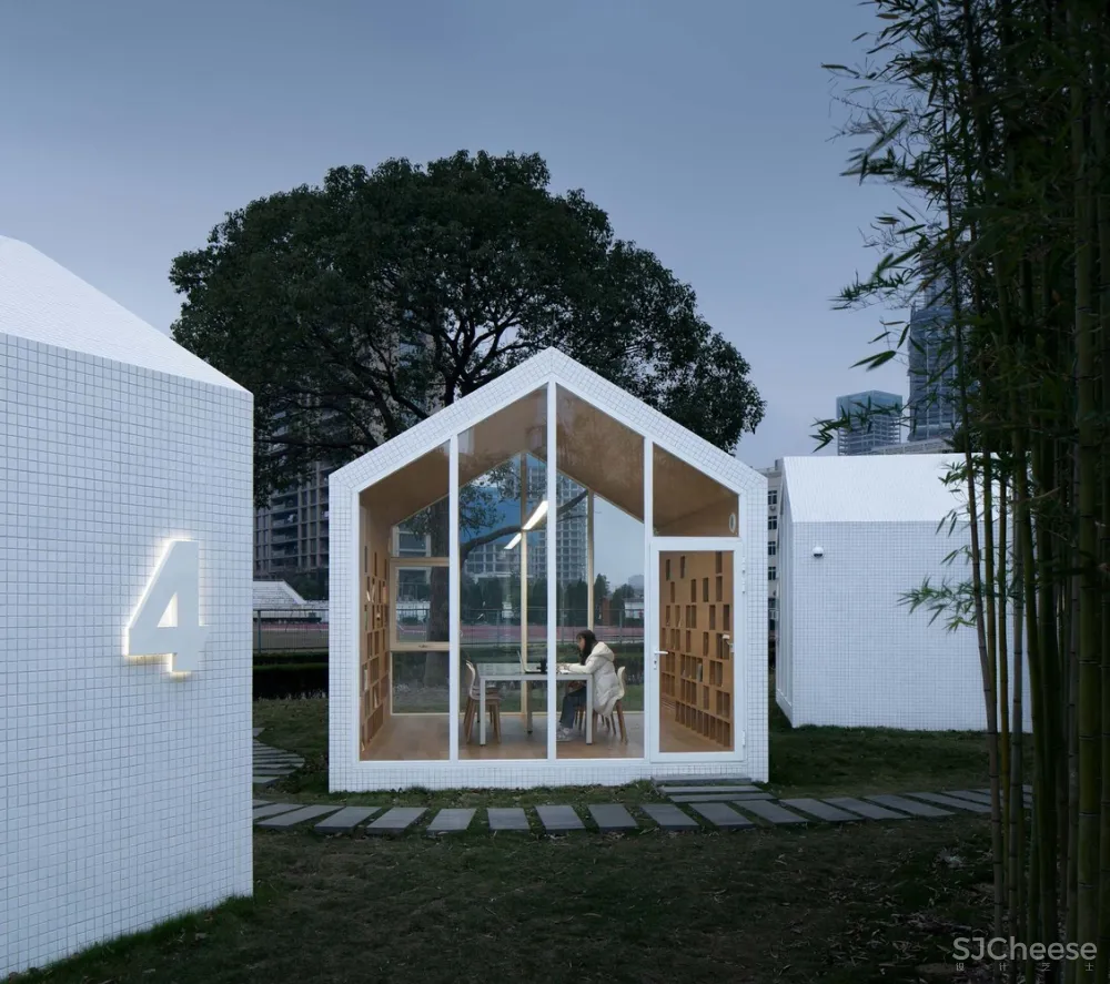 80㎡ 校园草地图书馆 / 原建筑设计工作室