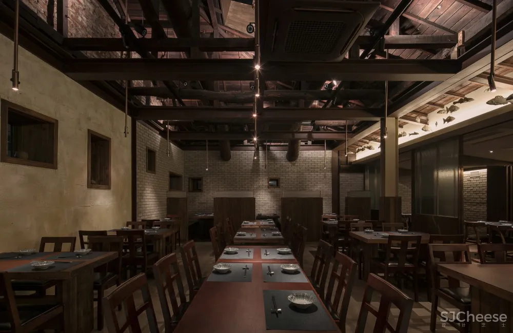 光化门海鲜餐厅 / gongsangplanet