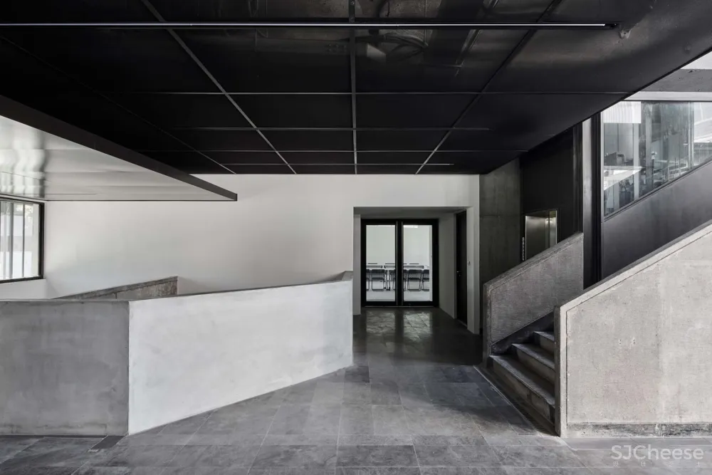 实践大学B栋建筑改造案 / 沈庭增建筑师事务所