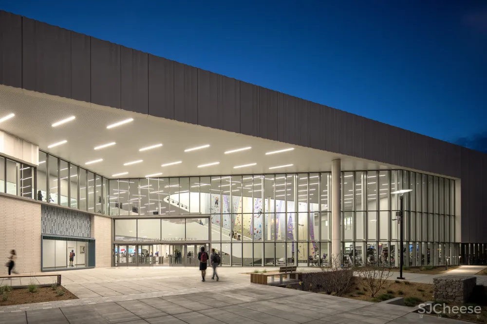 Mashouf Wellness Center WRNS Studio