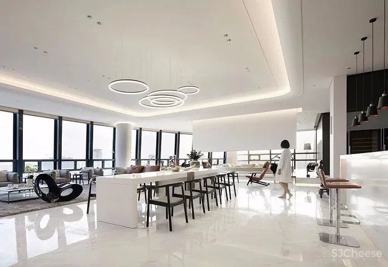 600m²天空之镜丨高空俯瞰城市边际