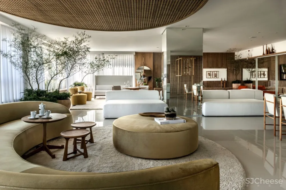 Leo Romano | 美学是通向幸福的道路