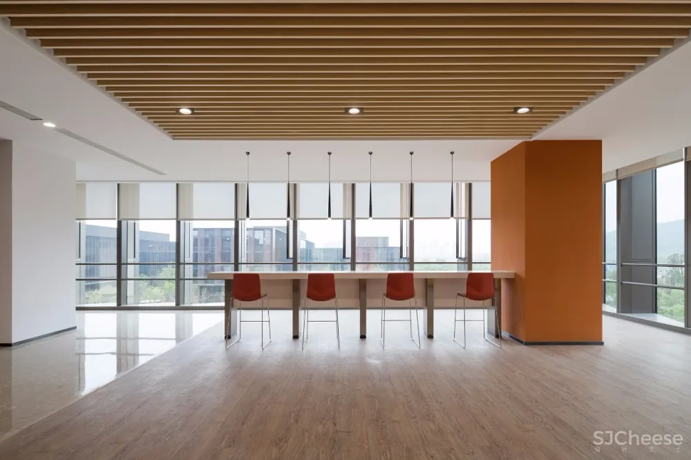 【J&A杰恩设计】300000㎡华为武汉研发中心办公设计方案