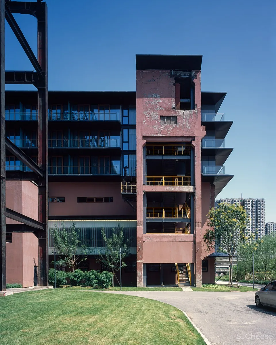 “仓阁”- 首钢工舍智选假日酒店,北京 / 中国建筑设计研究院有限公司