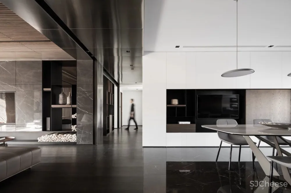 最新 | 唐忠汉：540m²顶层复式 ，大地灰演绎最美的奢宅气质 首