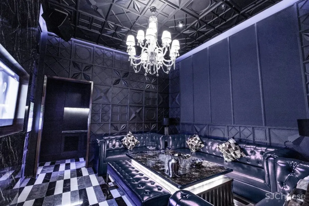 最新 | 新冶组：无锡M-KING KTV概念店 全景式巨幕KTV体验打造“M”娱乐主义新体验