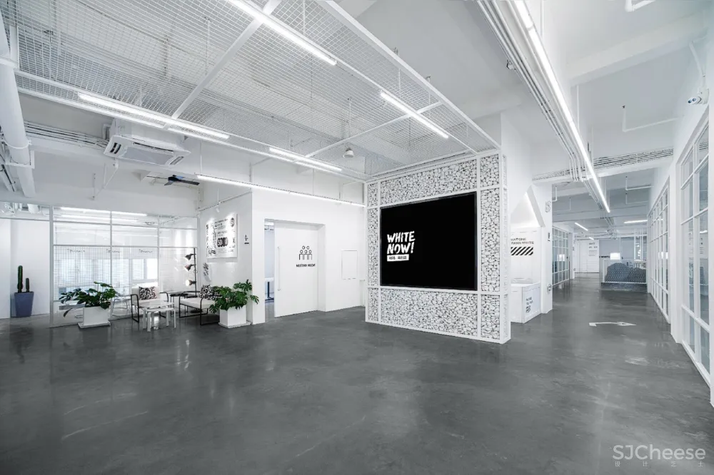 最新 | UDO装饰设计事务所：珠海 iFactory极白研发工坊 首