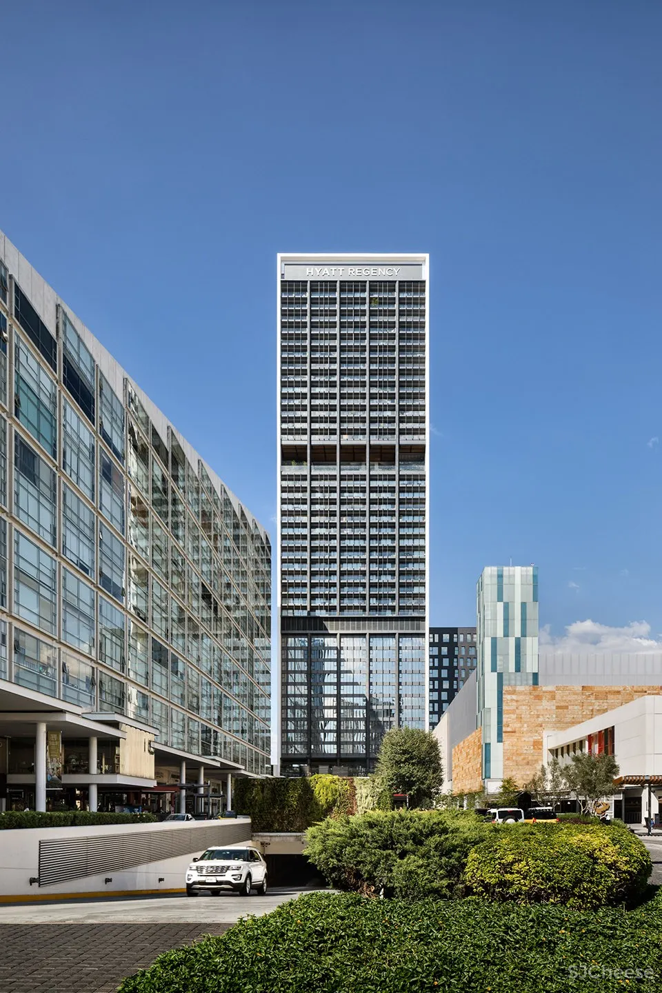 Andares凯悦酒店及公寓塔楼，墨西哥 / Sordo Madaleno Arquitectos 首