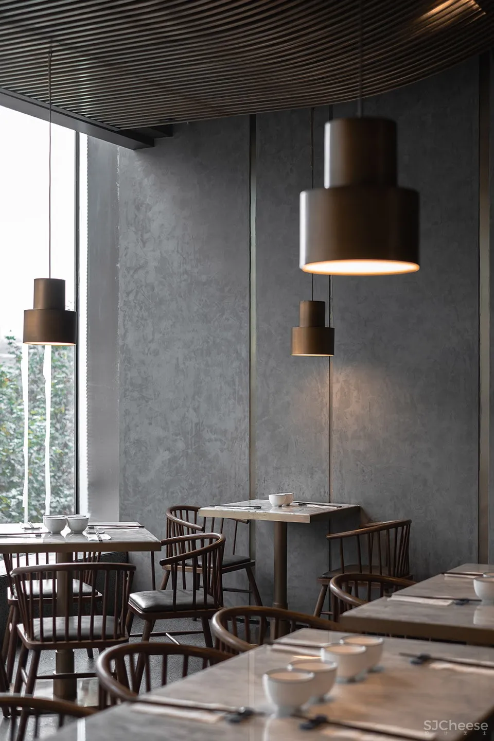 高桌子低板凳面馆,成都 / 大麦设计