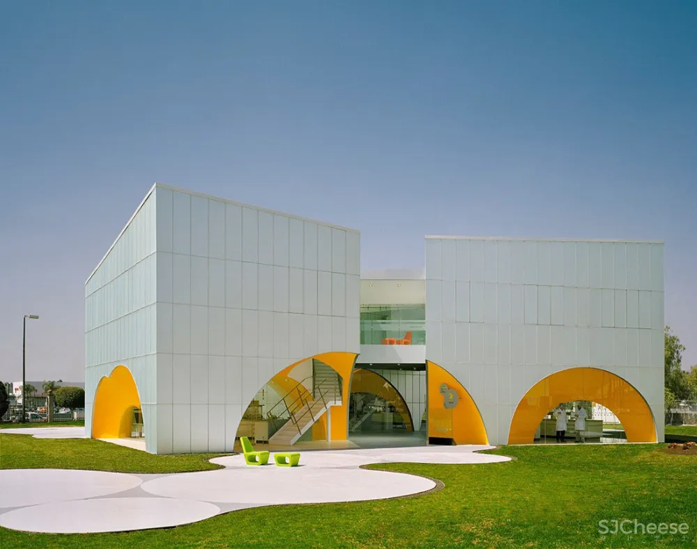 墨西哥雀巢集团创新实验室／Rojkind Arquitectos