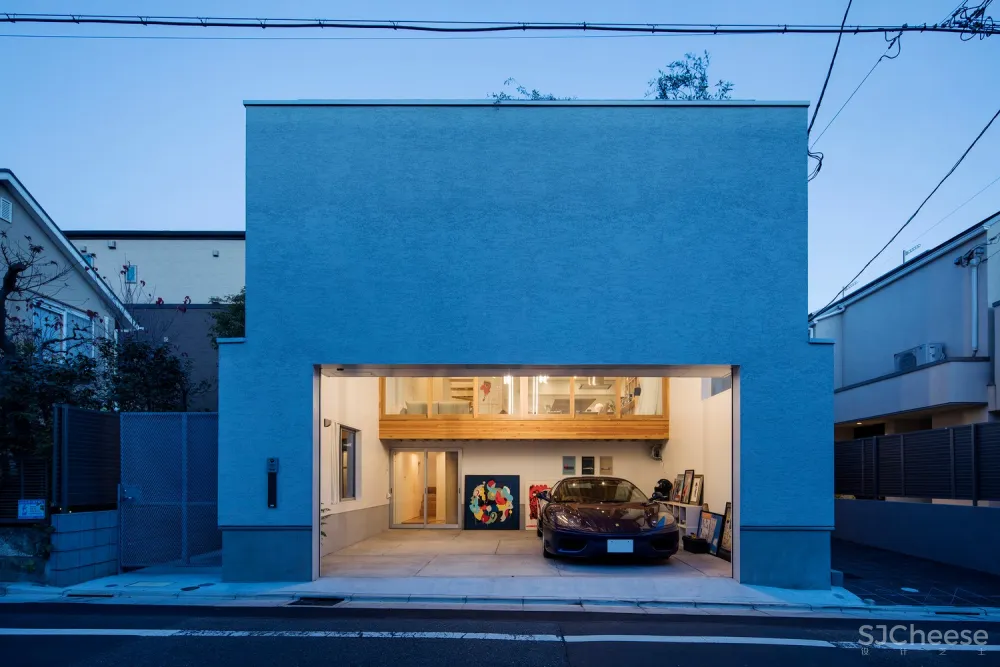 车库大厅住宅/塚越宮下建筑事务所+Keitarchi