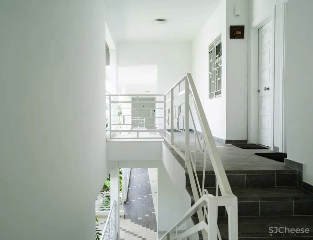 Lepic精品酒店改造,科特迪瓦 / Paola Bagna