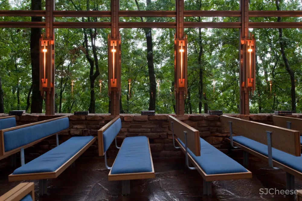 AD经典：荆棘冠教堂 / E. Fay Jones