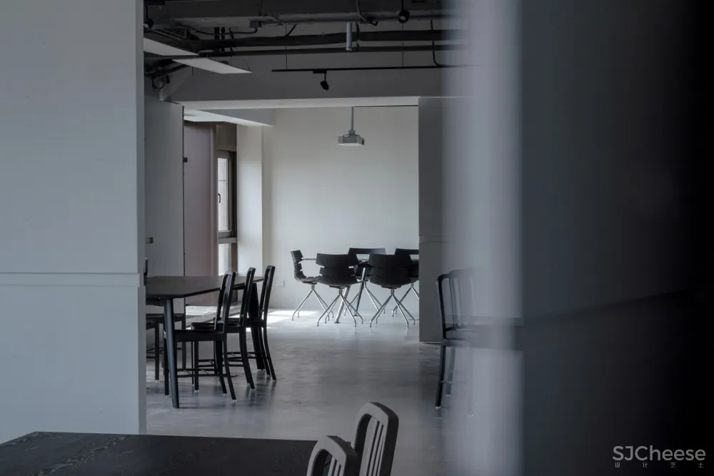 最新 | 玮奕国际设计：南京 舞 – 办公空间