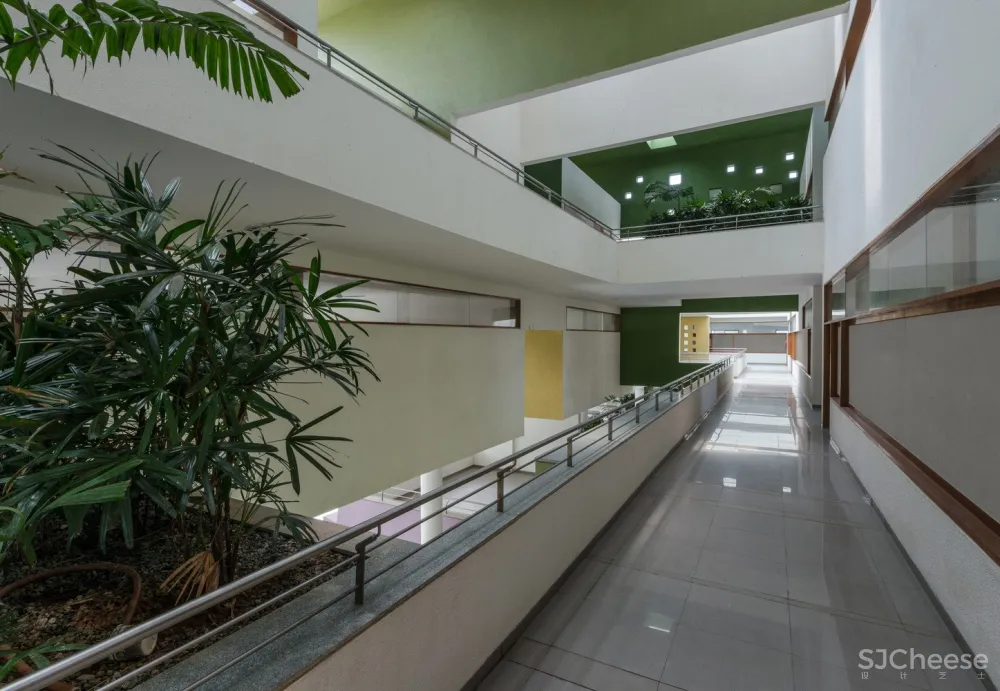 CMR EKYA 学校 / Mindspace