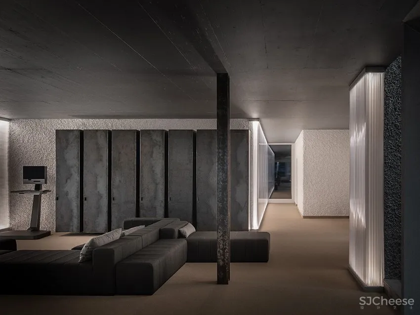 “立方体”瑞士健身俱乐部 AMB architects