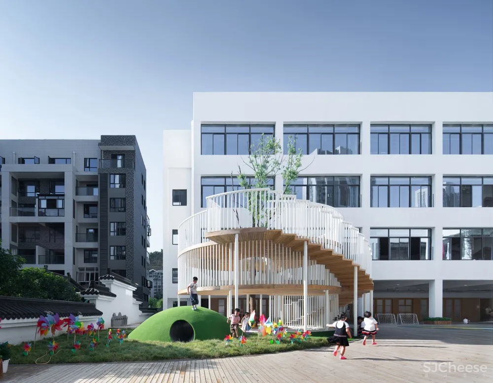 十堰A+自然幼儿园，湖北 / 迪卡幼儿园设计中心