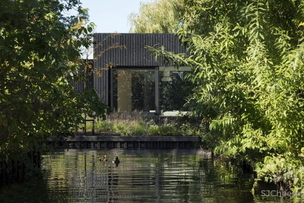 Tiny Holiday Home by i29