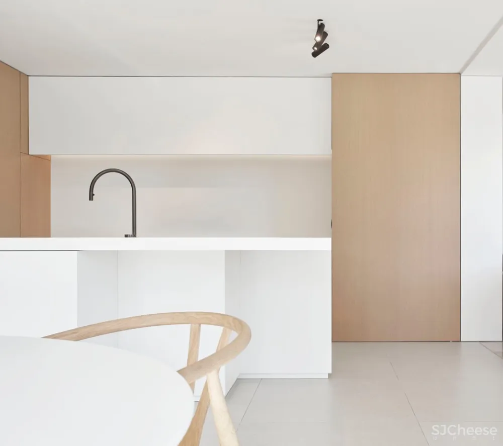 首发 | minus:比利时极简Roeselare住宅 首