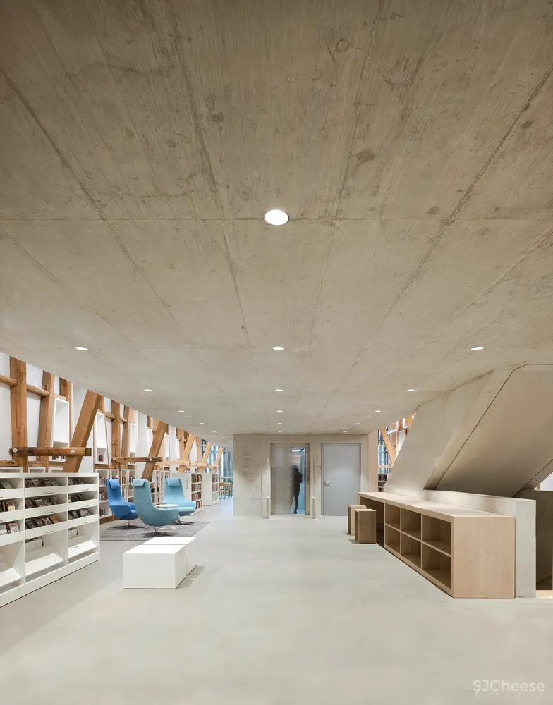 Steimle Architekten:谷仓再利用建筑 Library Kressbronn a. B. 首