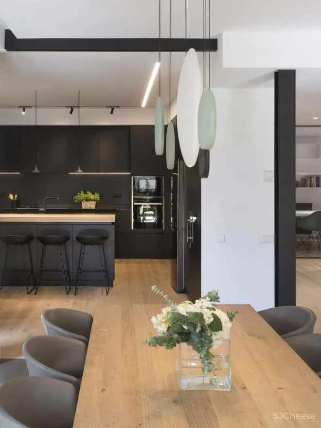 巴塞罗那:如何通过室内设计丨让家庭沟通无碍进行