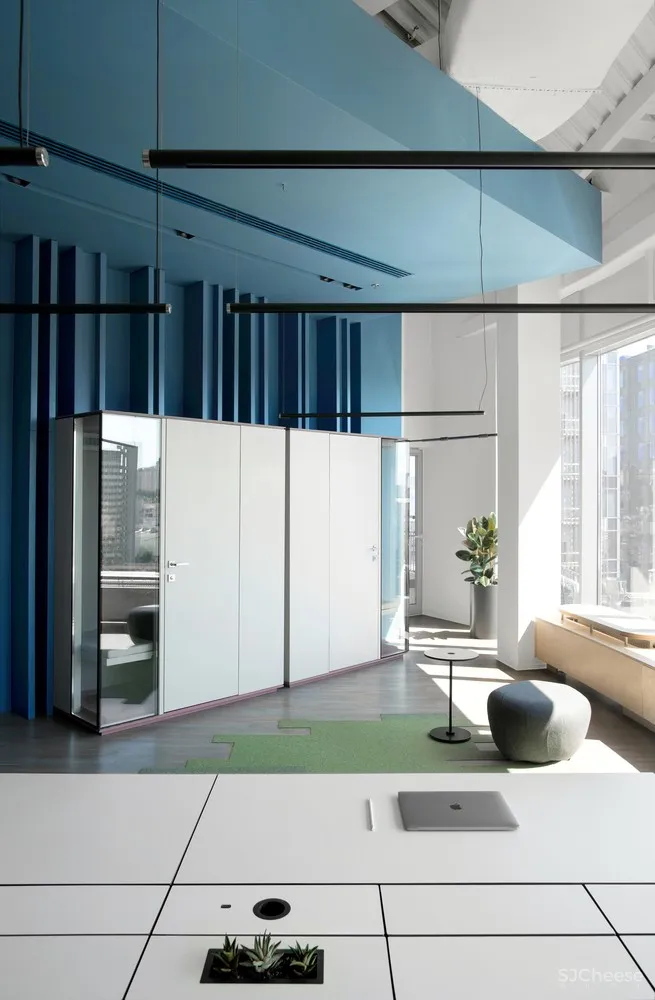 Grammarly Office / balbek bureau