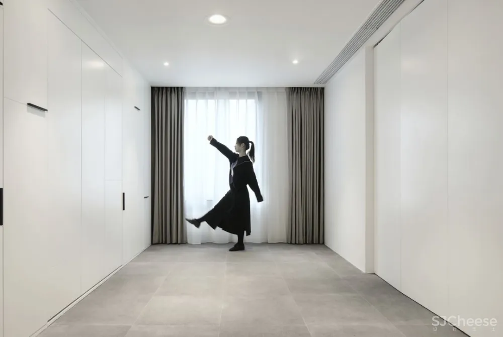 1个人住170㎡，极简生活，才是一个人的高配