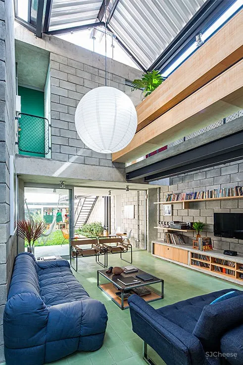 Casa Havaí 别墅 / Grupo Garoa + Chico Barros 首