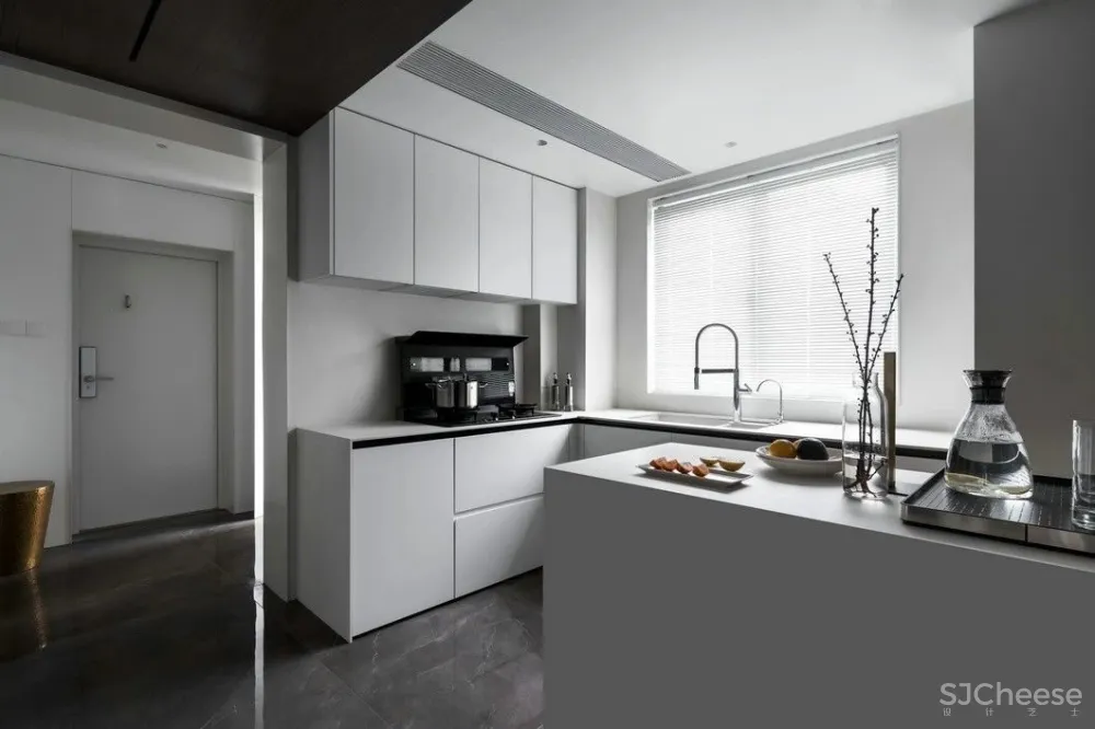 黑白灰丨看设计师的家如何玩转 首