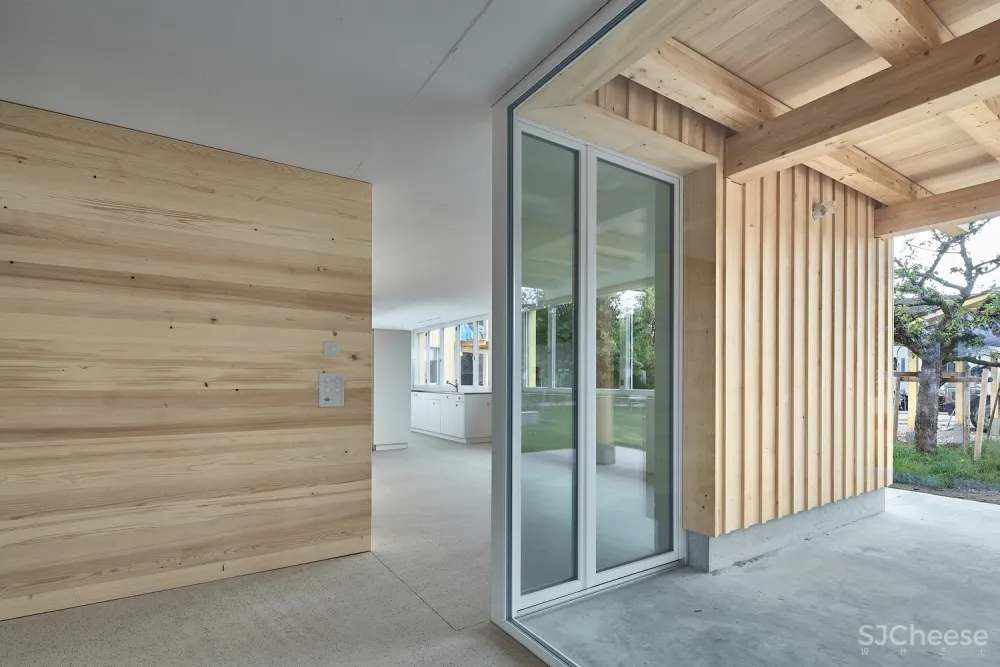 Deitingen公寓 / Luna productions