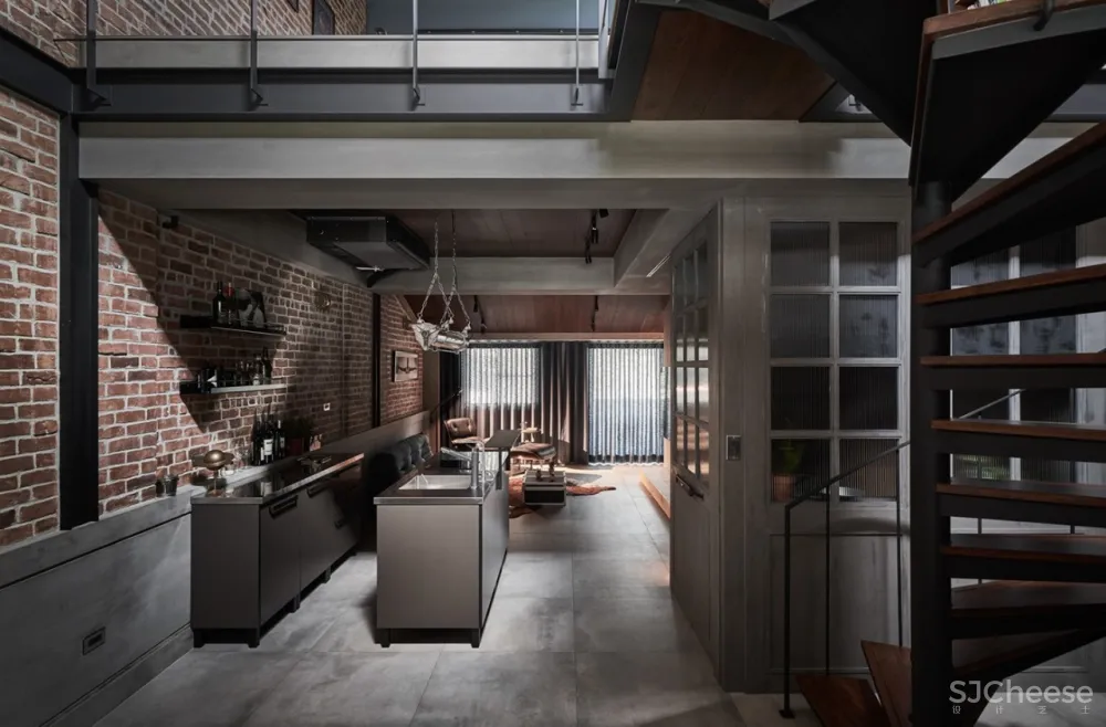 暗黑工业风，阁楼还能这样装？