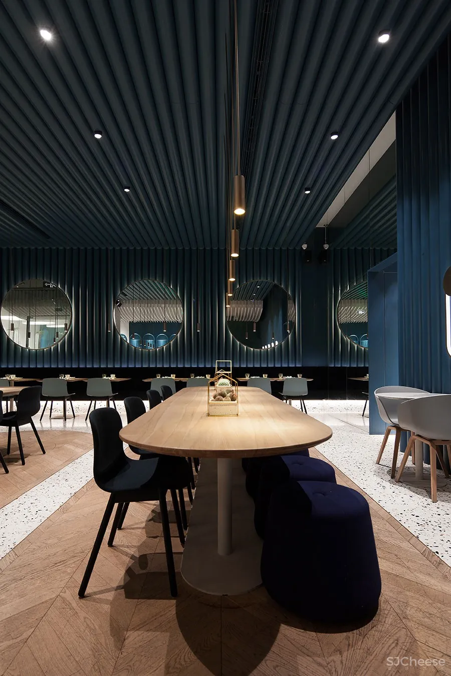 新作 | 田园诗般的海滩宁静:Gaga King Glory咖啡餐厅