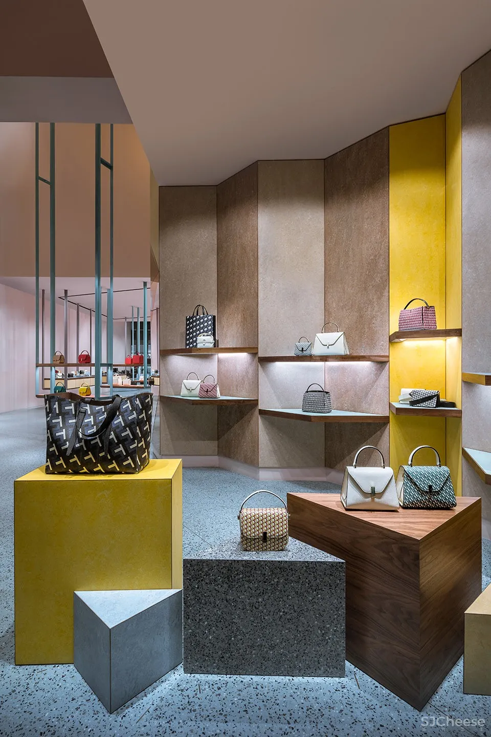 最新 | Martino Gamper：北京 Valextra三里屯太古里旗舰店