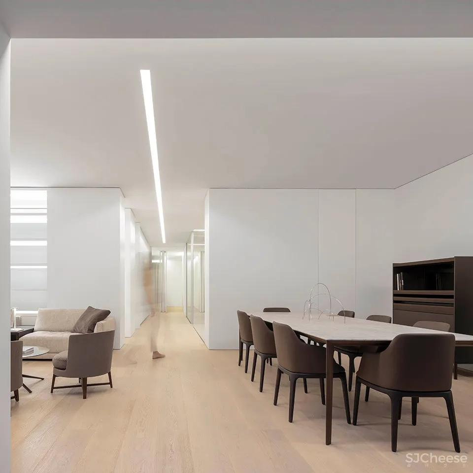 蓝色花园住宅，西班牙 / Fran Silvestre Arquitectos 首