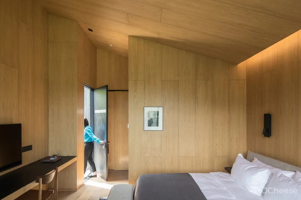 木屋酒店 / 休耕建筑