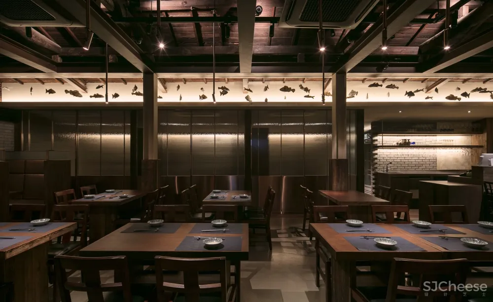 光化门海鲜餐厅 / gongsangplanet