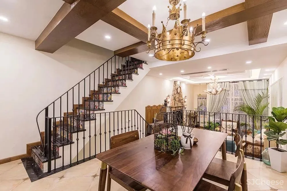 80万搞定260㎡别墅，度假风仙气来袭！屋主教你如何“装修理财”