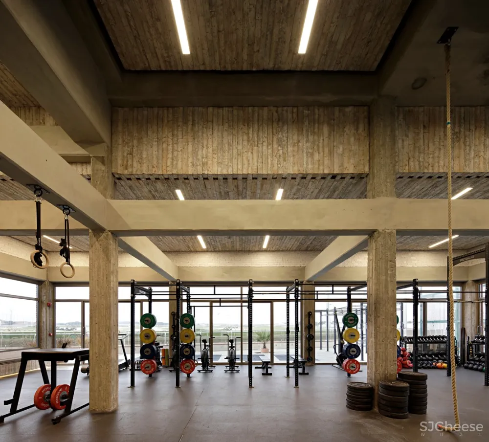 健身房 / Alhumaidhi Architects