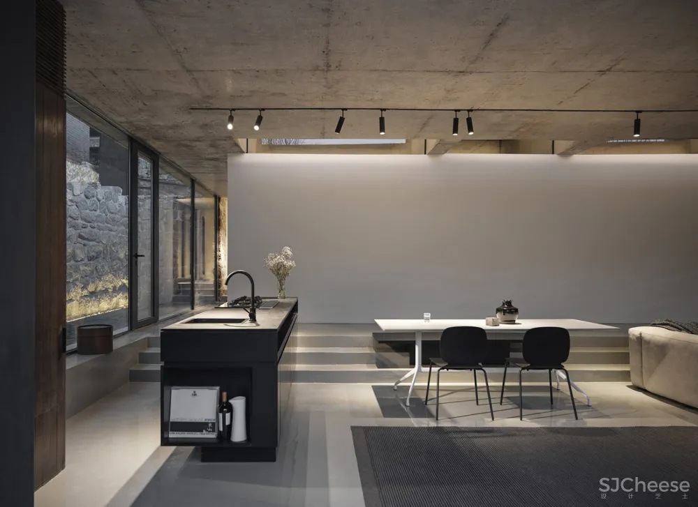 最新 | 木答答木建筑事务所:北京长城下的住宅