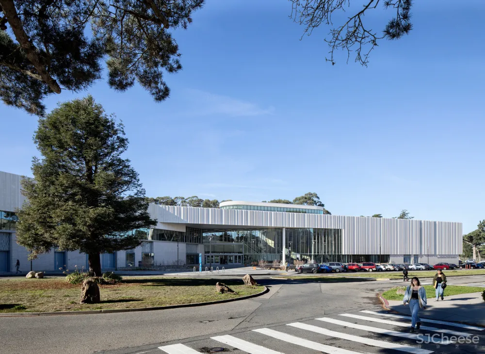 Mashouf Wellness Center WRNS Studio