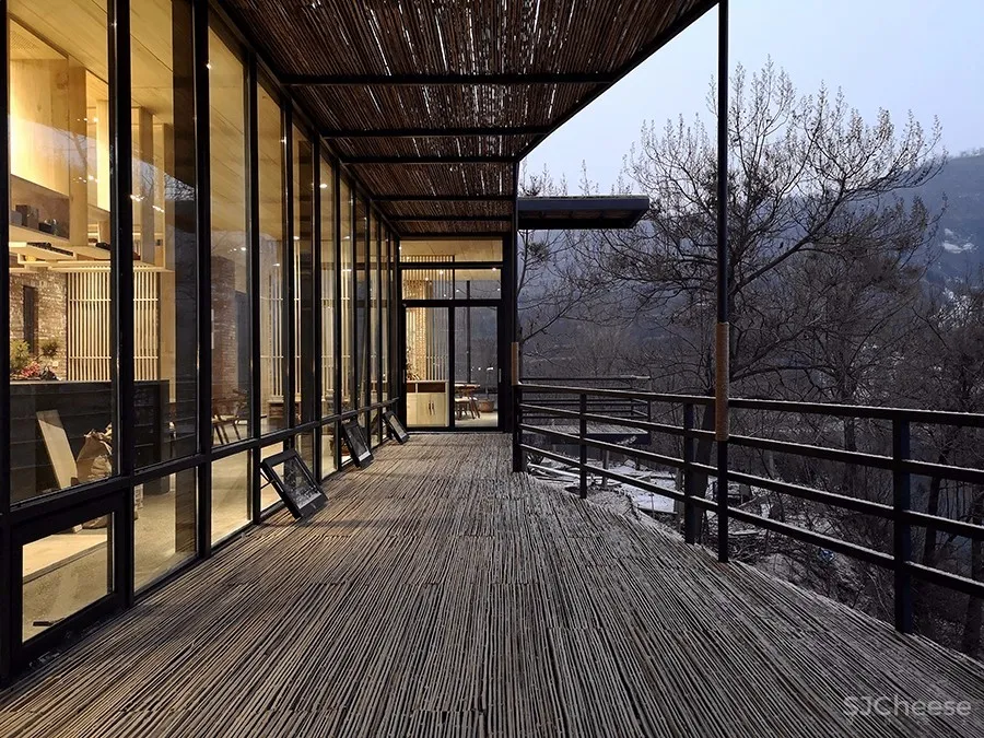 简单盒子里的诗意空间 | 鹿山桐舍